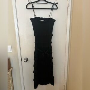 V. Chapman Black Tiered Midi Dress